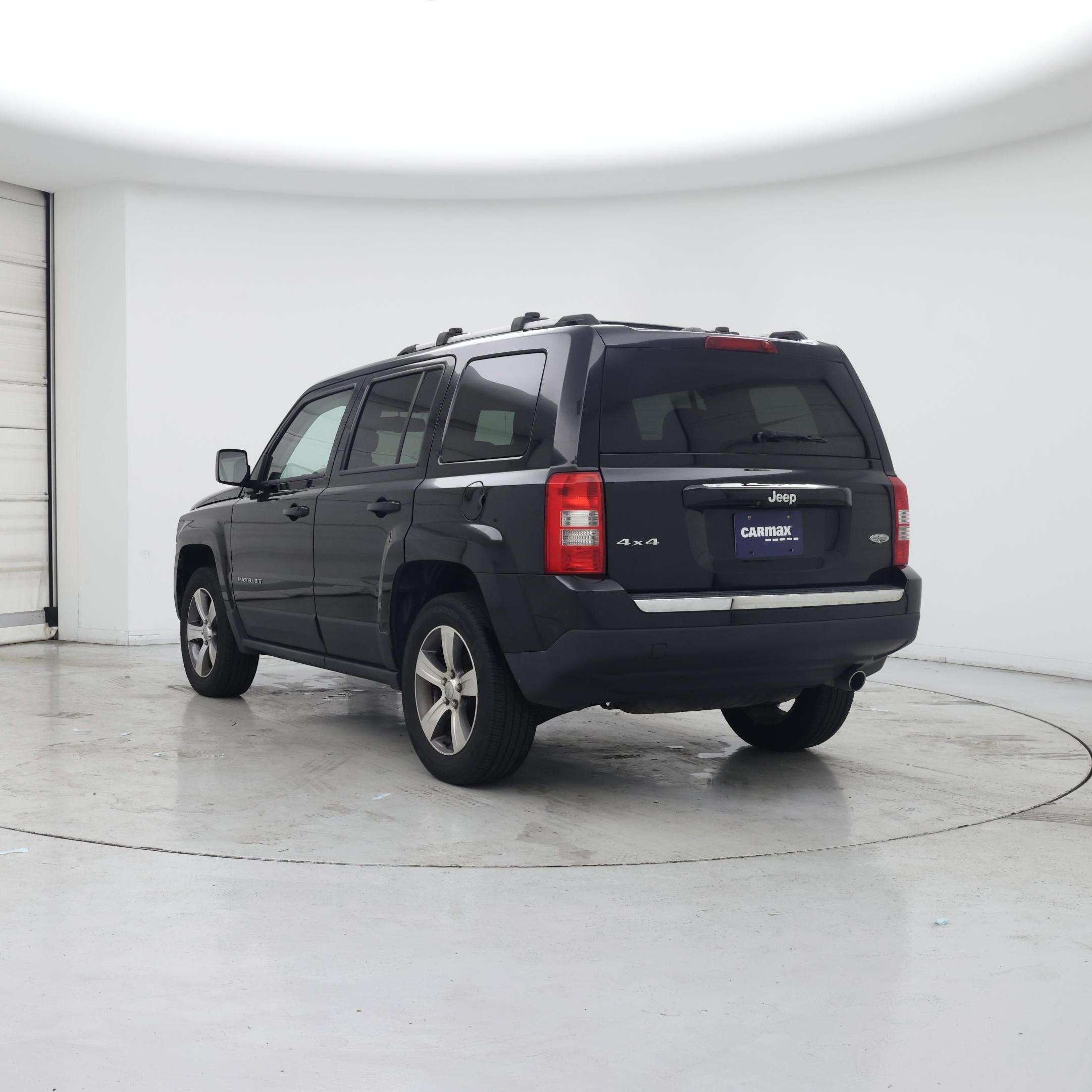 Thumbnail: 2017 Jeep Patriot - 2
