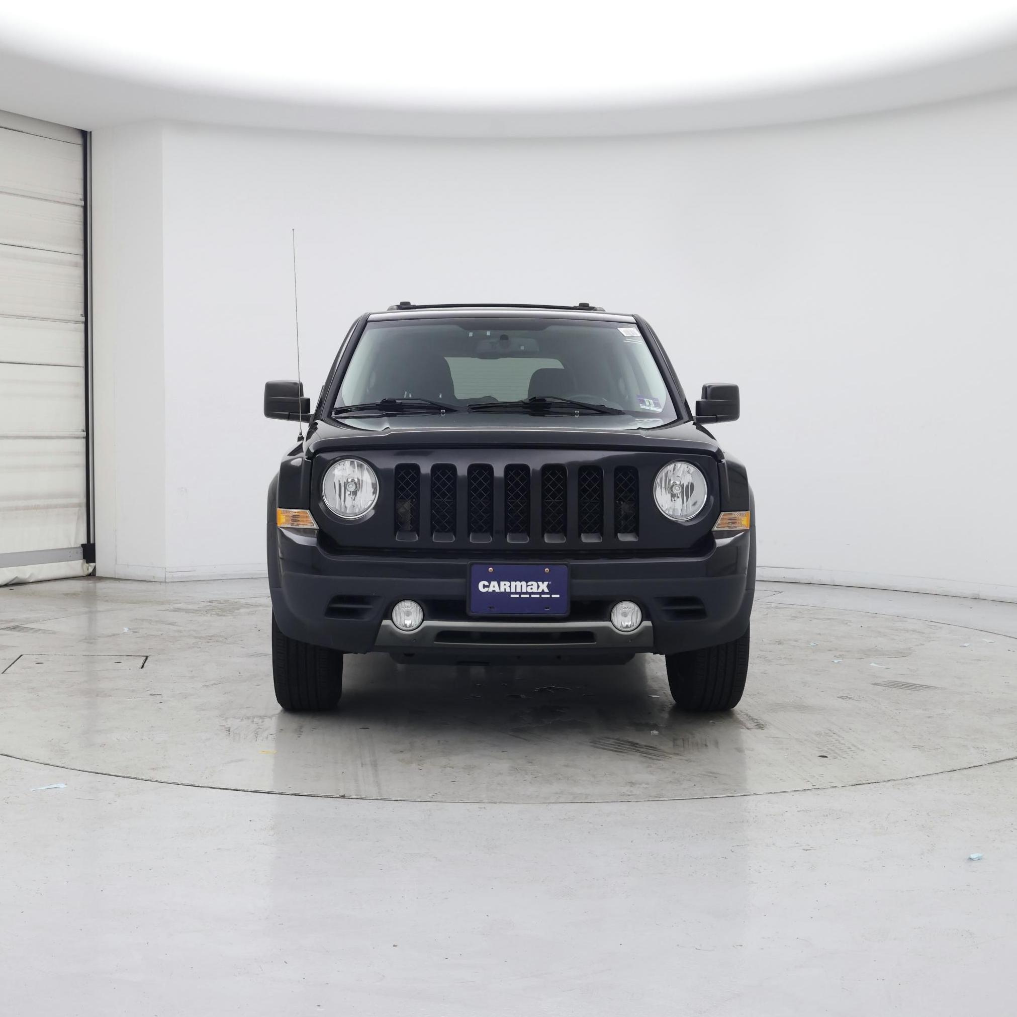Thumbnail: 2017 Jeep Patriot - 5