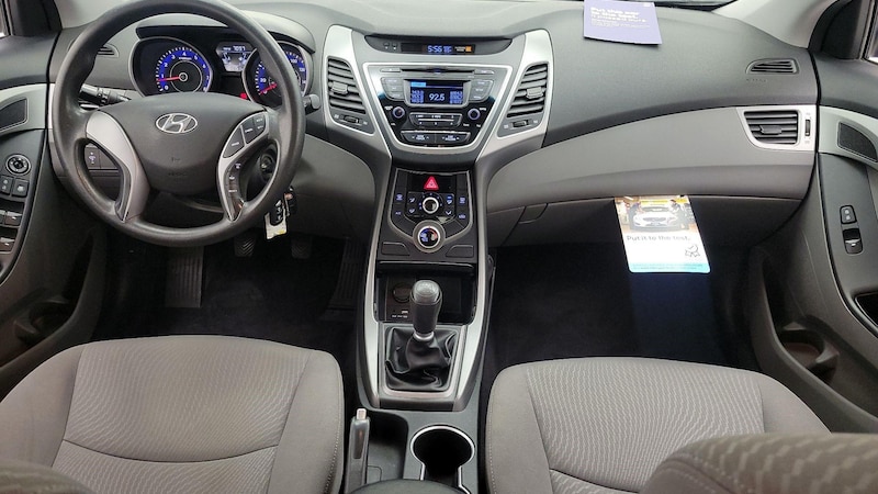 2015 Hyundai Elantra SE 9