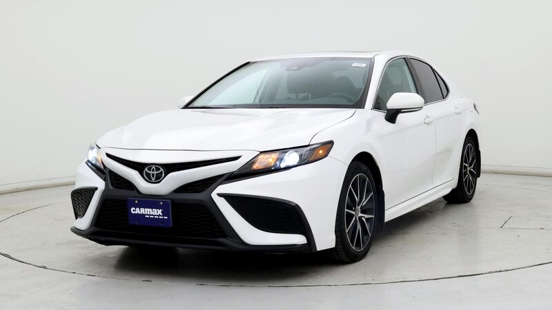 2022 Toyota Camry SE 4