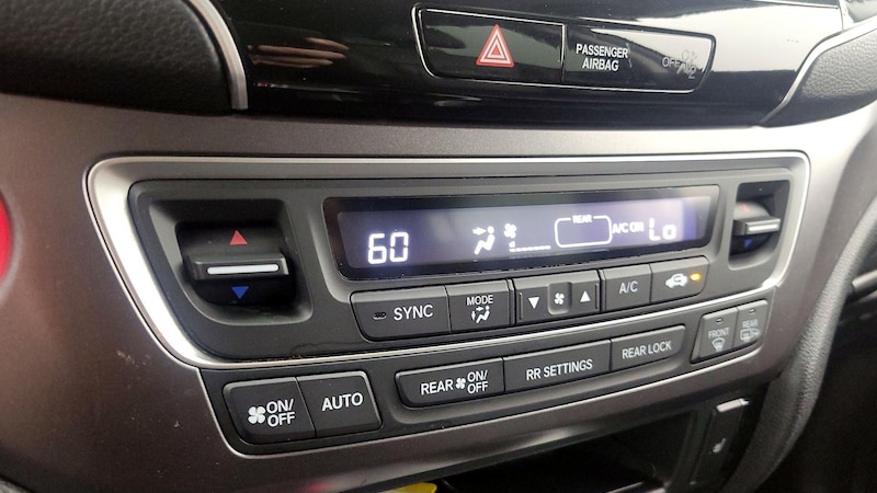 2021 Honda Pilot Special Edition 16