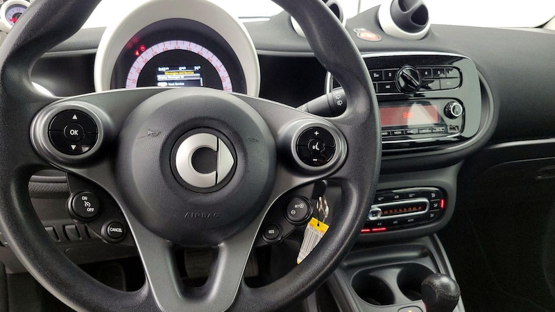 2016 smart fortwo Pure 10