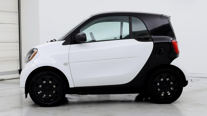 2016 smart fortwo Pure 3