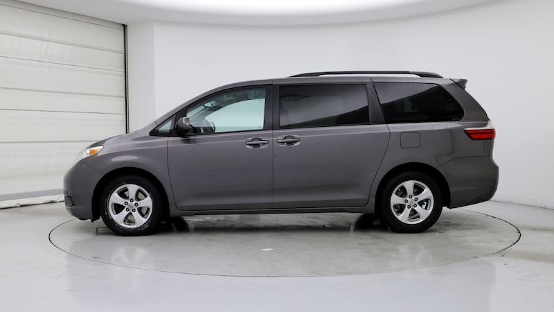 2017 Toyota Sienna LE 3