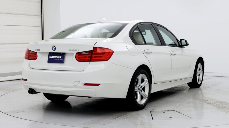 2014 BMW 3 Series 328xi 8