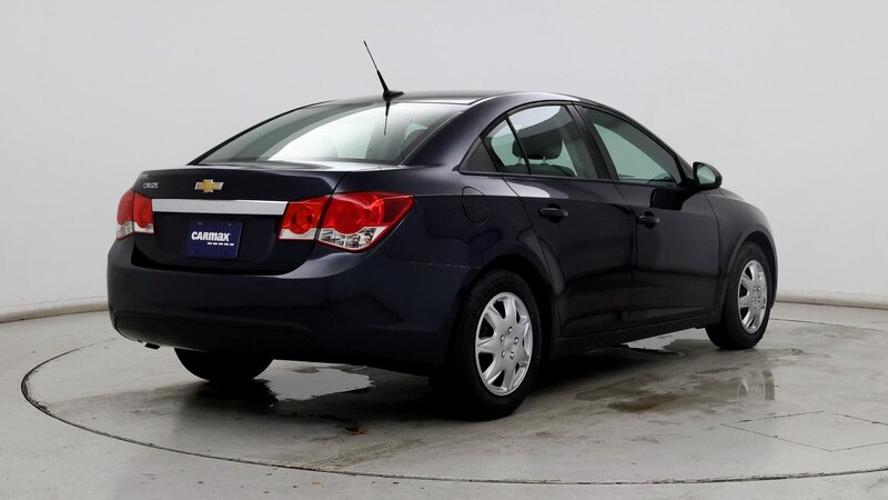 2014 Chevrolet Cruze LS 8