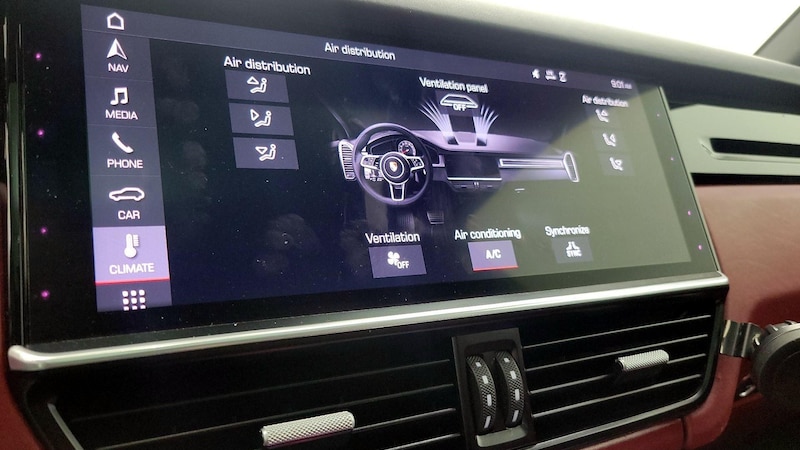 2019 Porsche Cayenne  16