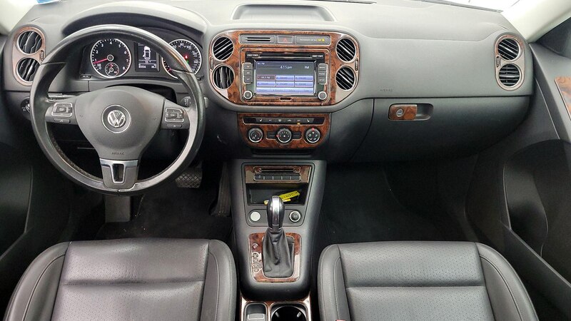 2015 Volkswagen Tiguan SE 9