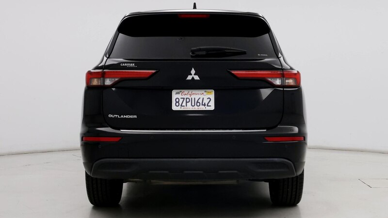 2022 Mitsubishi Outlander ES 6