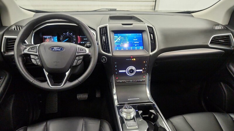 2020 Ford Edge Titanium 9