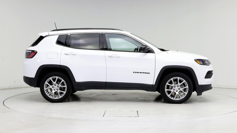 2022 Jeep Compass Latitude 7