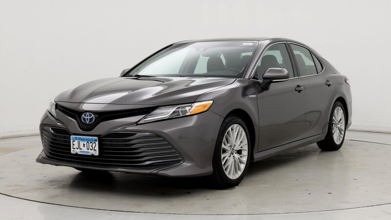 2020 Toyota Camry XLE 4