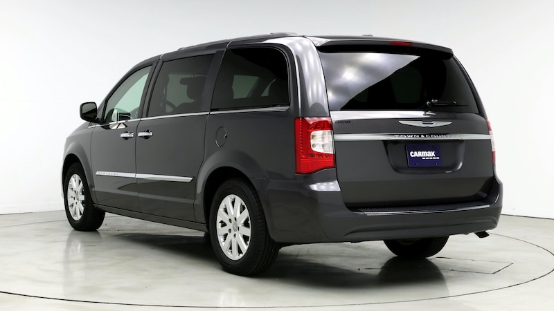 2016 Chrysler Town & Country Touring 2