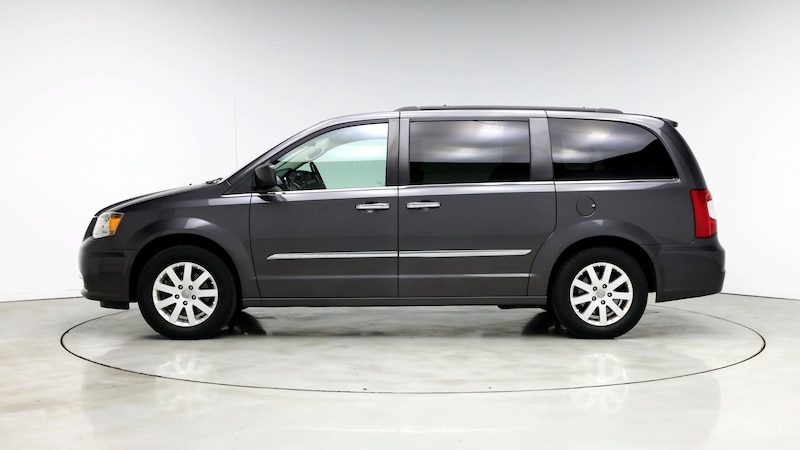 2016 Chrysler Town & Country Touring 3