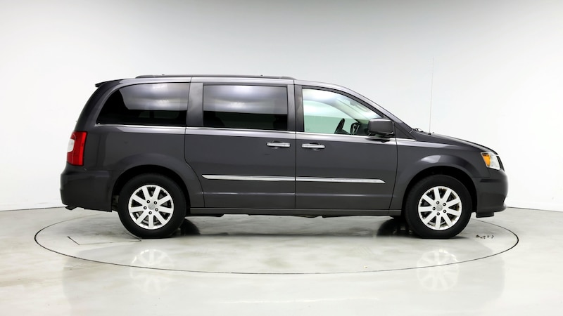 2016 Chrysler Town & Country Touring 7