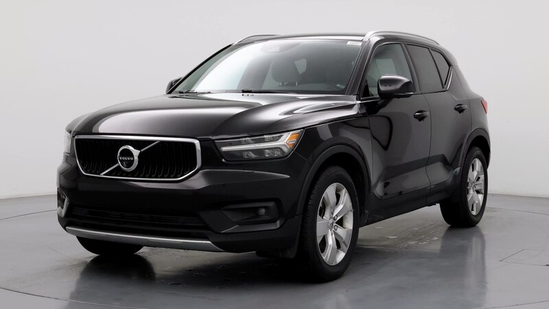 2022 Volvo XC40 T5 Momentum 4