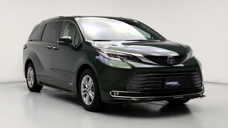 2021 Toyota Sienna Limited Hero Image