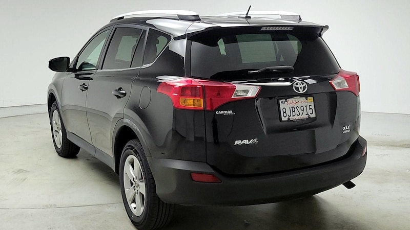 2015 Toyota RAV4 XLE 7