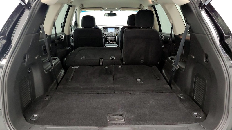2015 Nissan Pathfinder SV 22