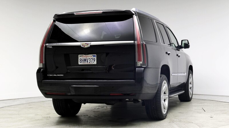 2018 Cadillac Escalade Luxury 8