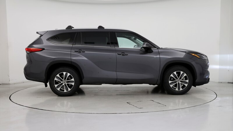 2022 Toyota Highlander XLE 7