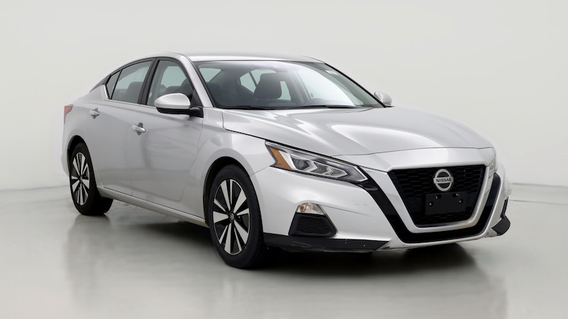 2021 Nissan Altima SV Hero Image