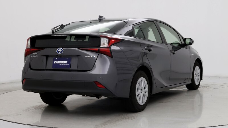 2022 Toyota Prius LE 8