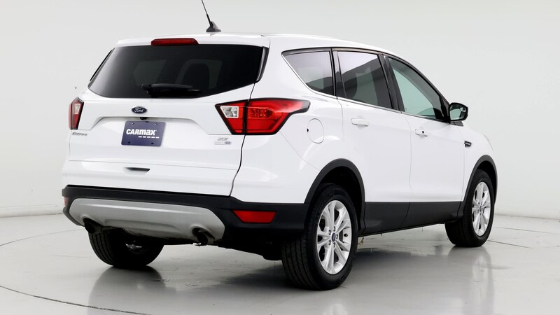 2019 Ford Escape SE 8