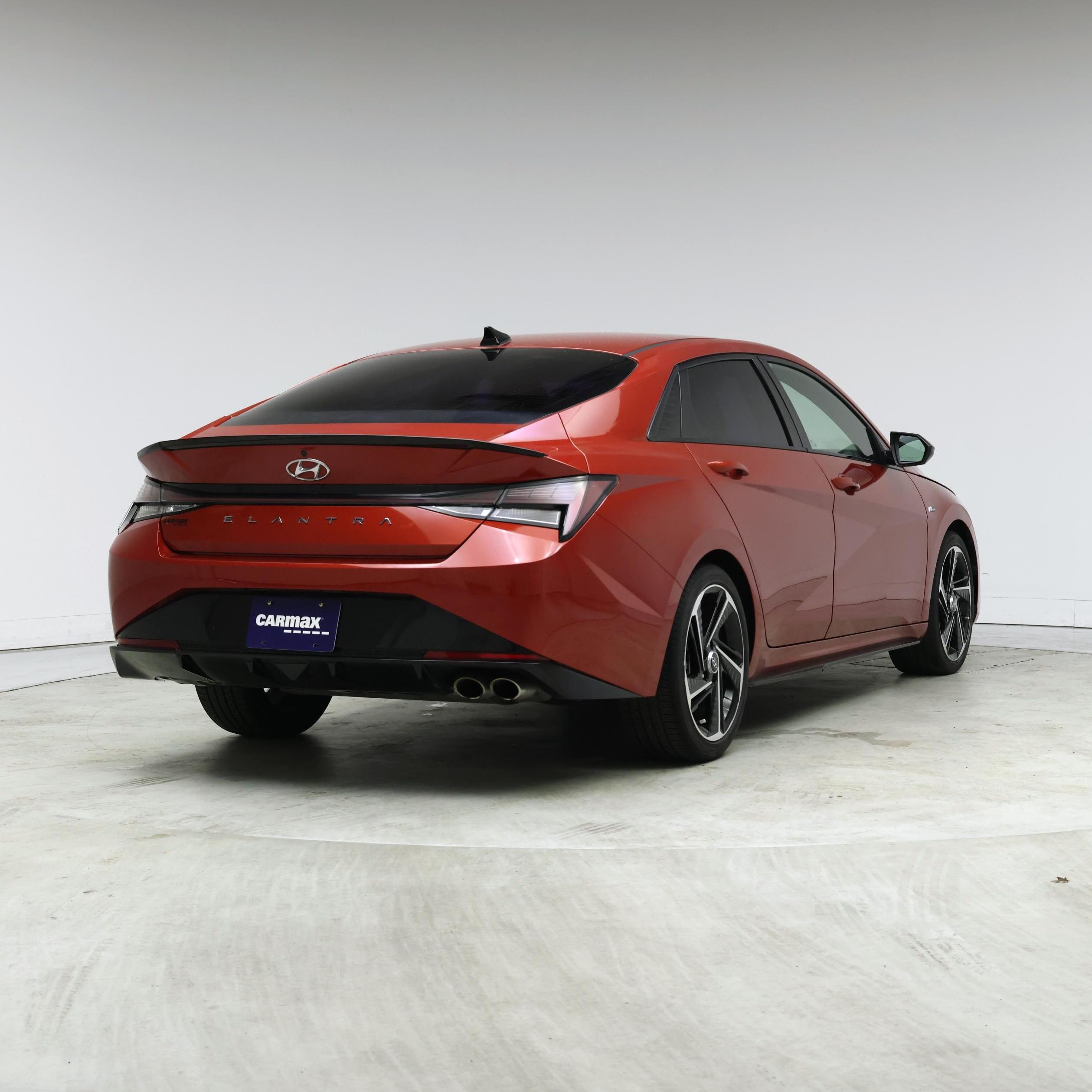 Thumbnail: 2022 Hyundai Elantra - 8