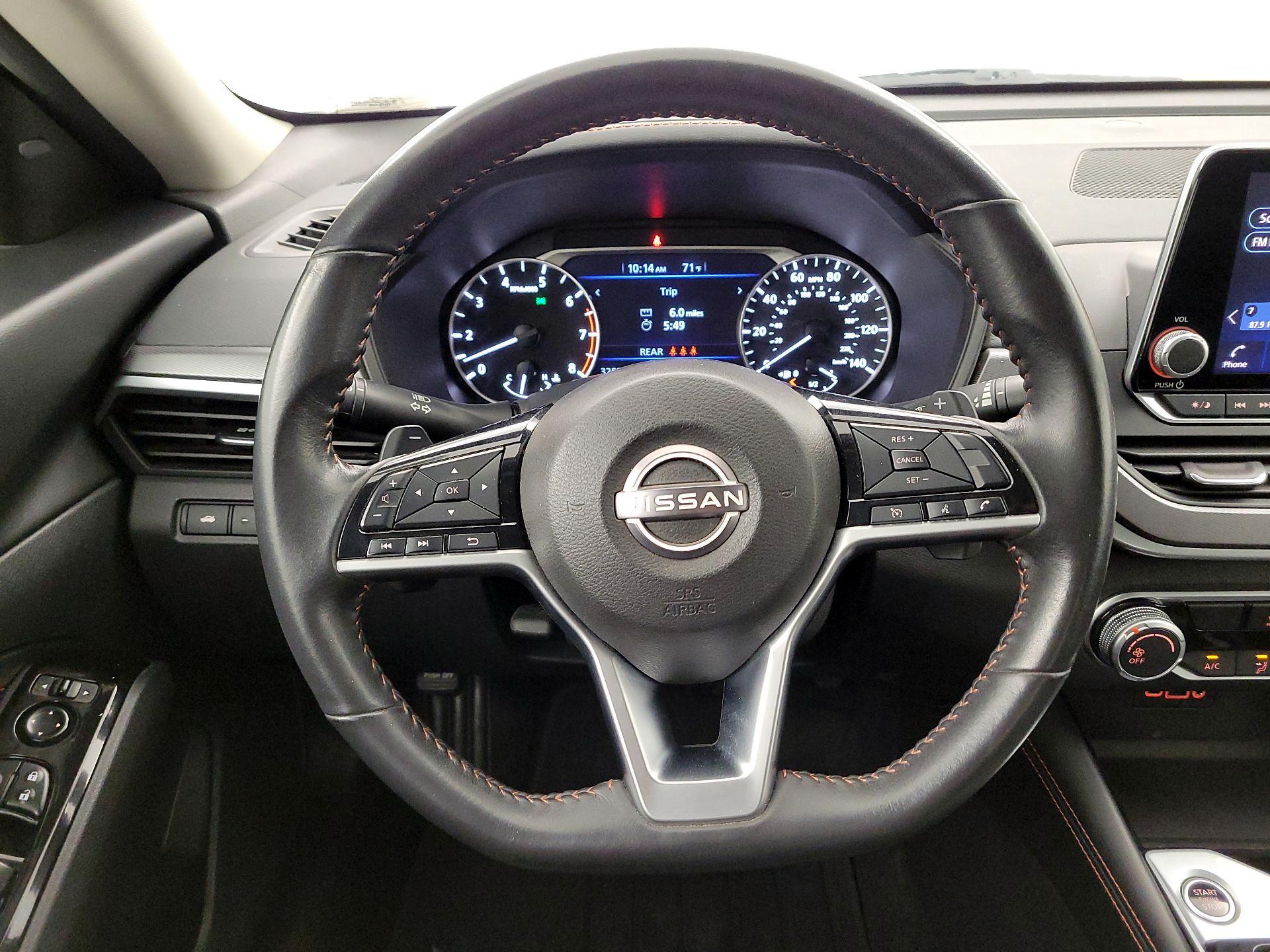 Thumbnail: 2023 Nissan Altima - 10