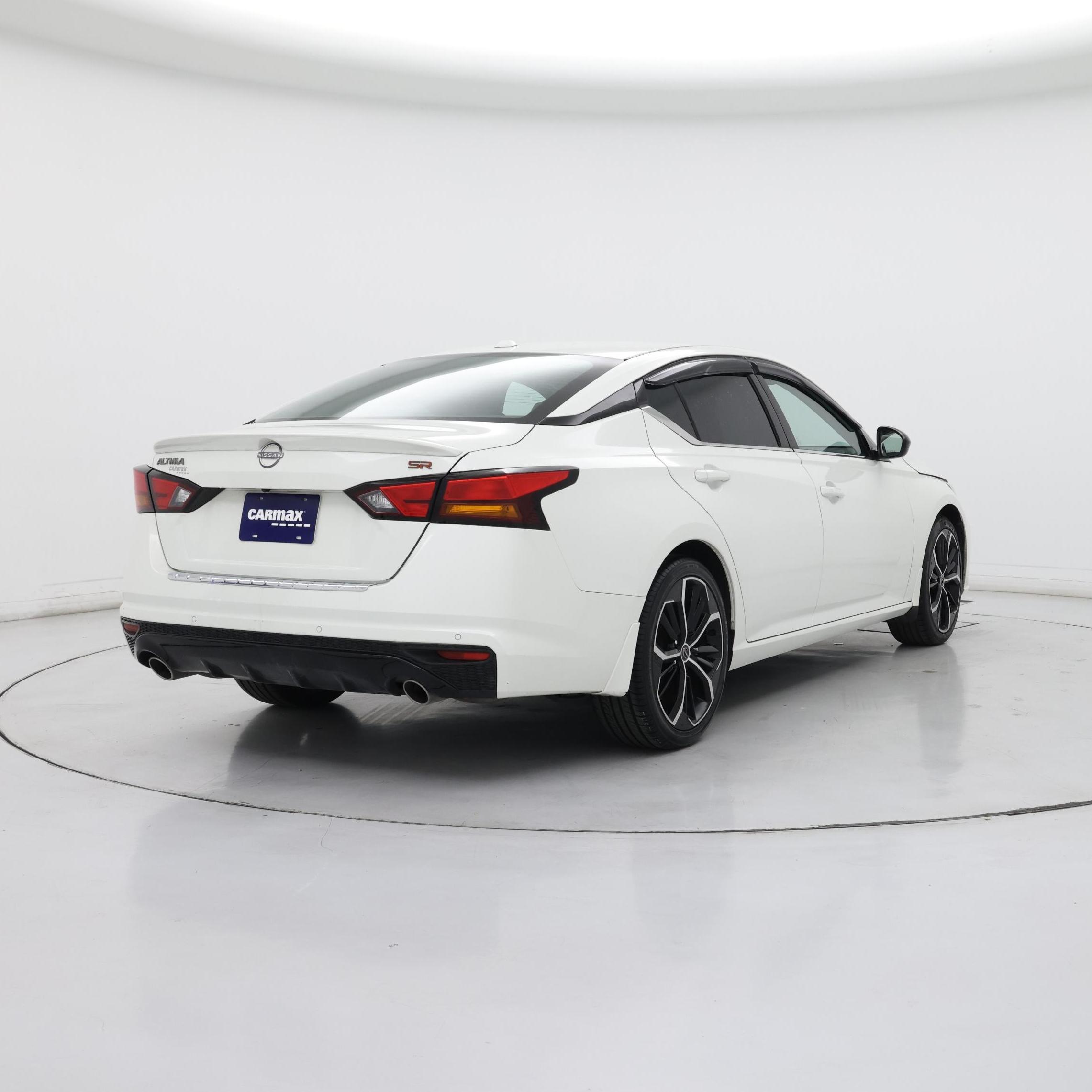 Thumbnail: 2023 Nissan Altima - 8