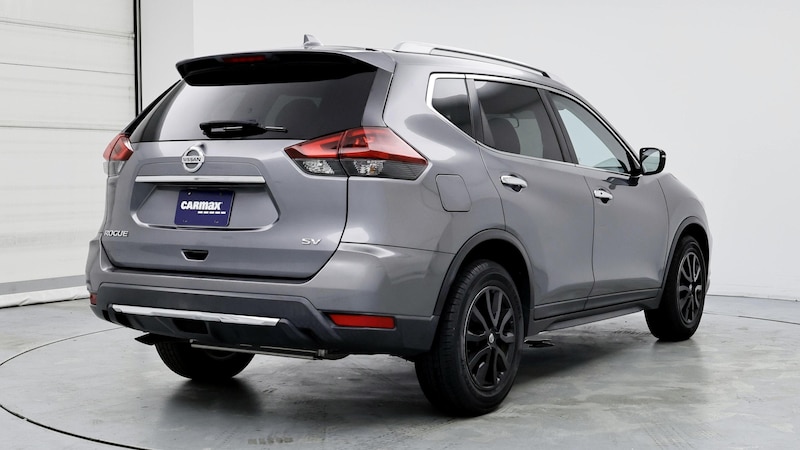 2018 Nissan Rogue SV 8