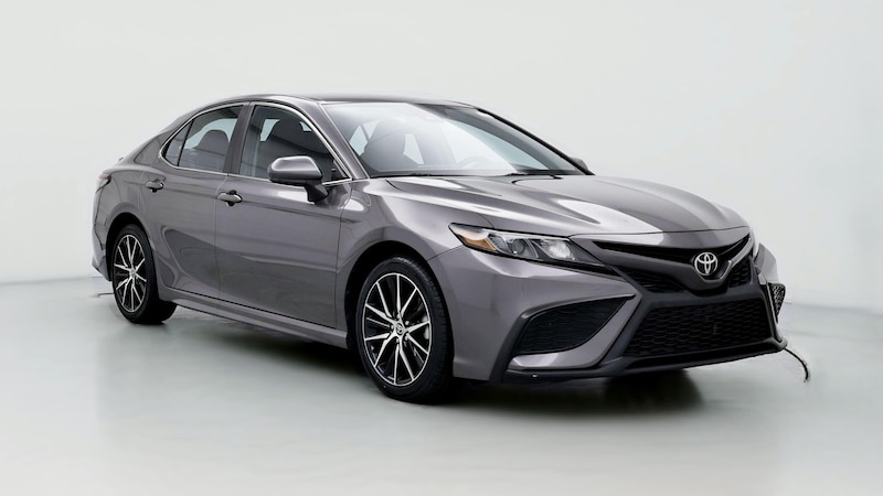 2021 Toyota Camry SE Hero Image