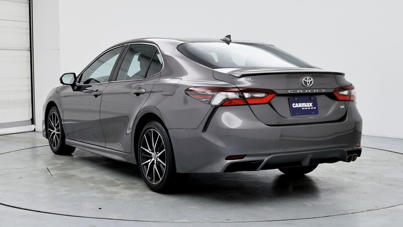 2021 Toyota Camry SE 2