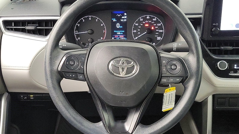 2023 Toyota Corolla Cross L 10