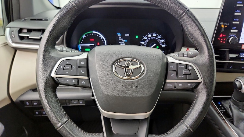 2022 Toyota Sienna XLE 10