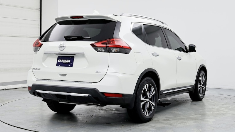 2017 Nissan Rogue SL 8