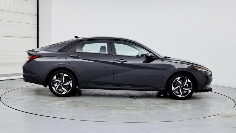 2023 Hyundai Elantra SEL 7