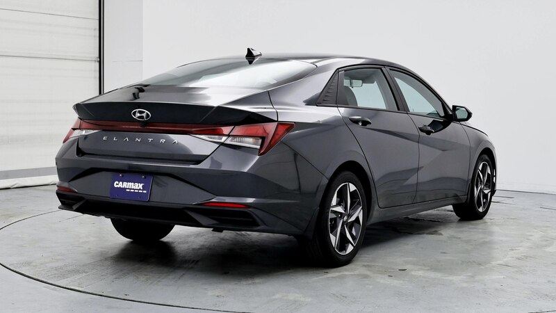 2023 Hyundai Elantra SEL 8