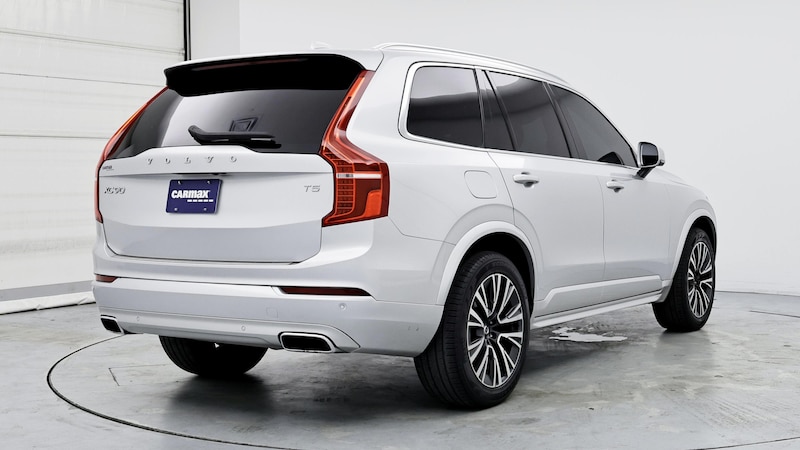 2021 Volvo XC90 T5 Momentum 8