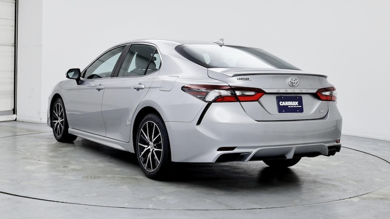 2021 Toyota Camry SE 2