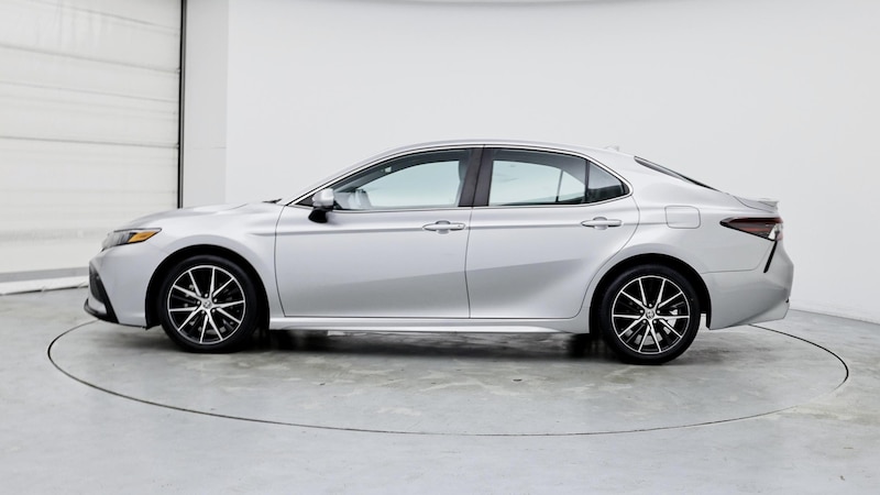 2021 Toyota Camry SE 3