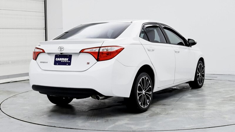 2015 Toyota Corolla S 8