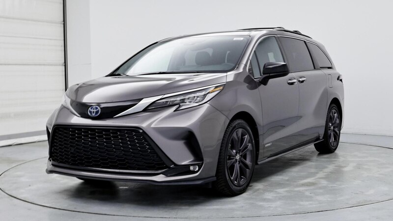 2021 Toyota Sienna XSE 4