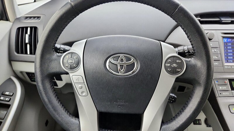 2014 Toyota Prius Five 10