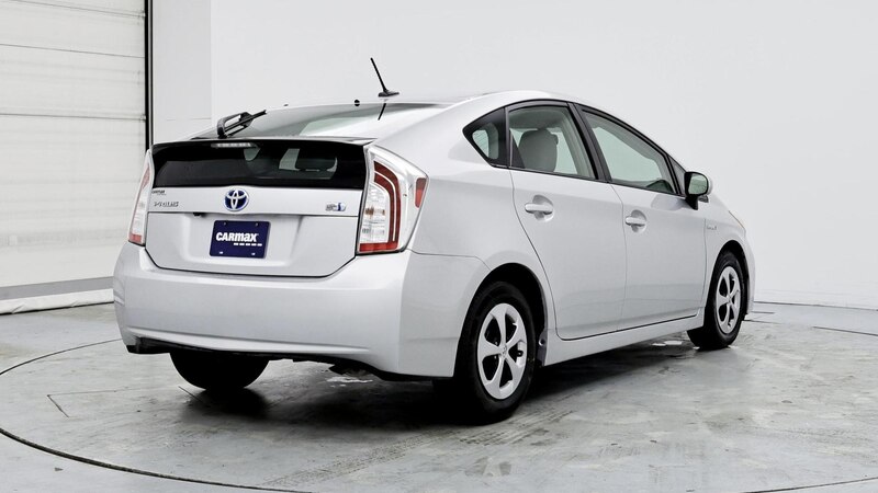 2014 Toyota Prius Five 8