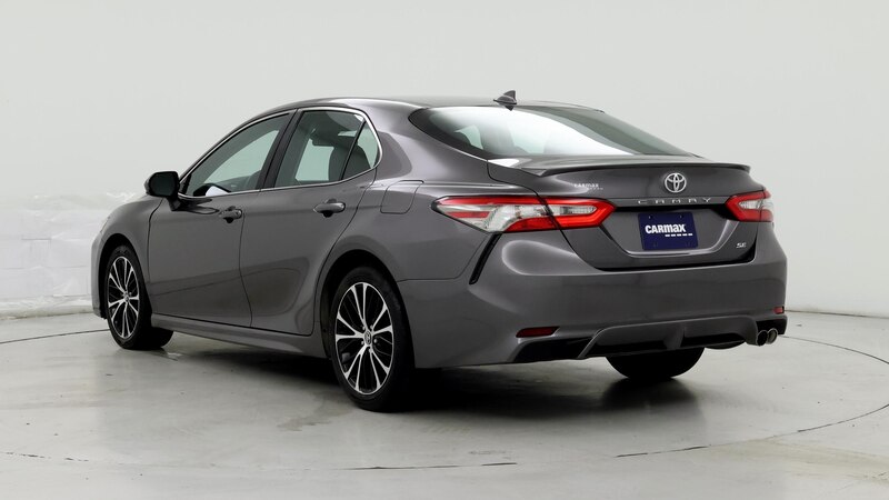 2019 Toyota Camry SE 2