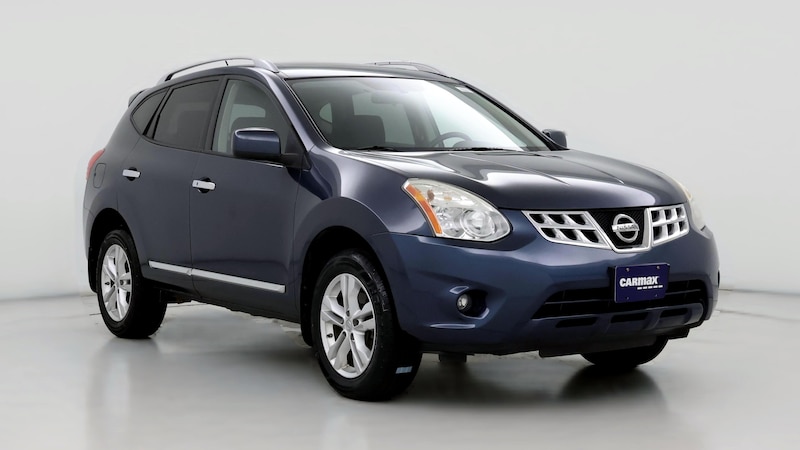 2013 Nissan Rogue SV Hero Image