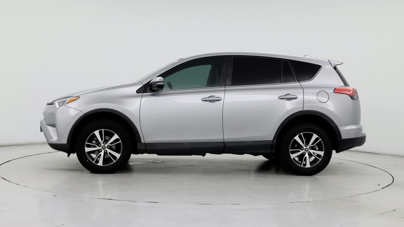 2018 Toyota RAV4 XLE 3