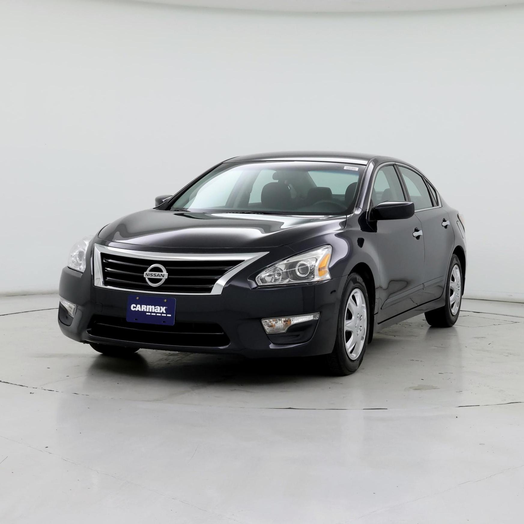 Thumbnail: 2015 Nissan Altima - 4
